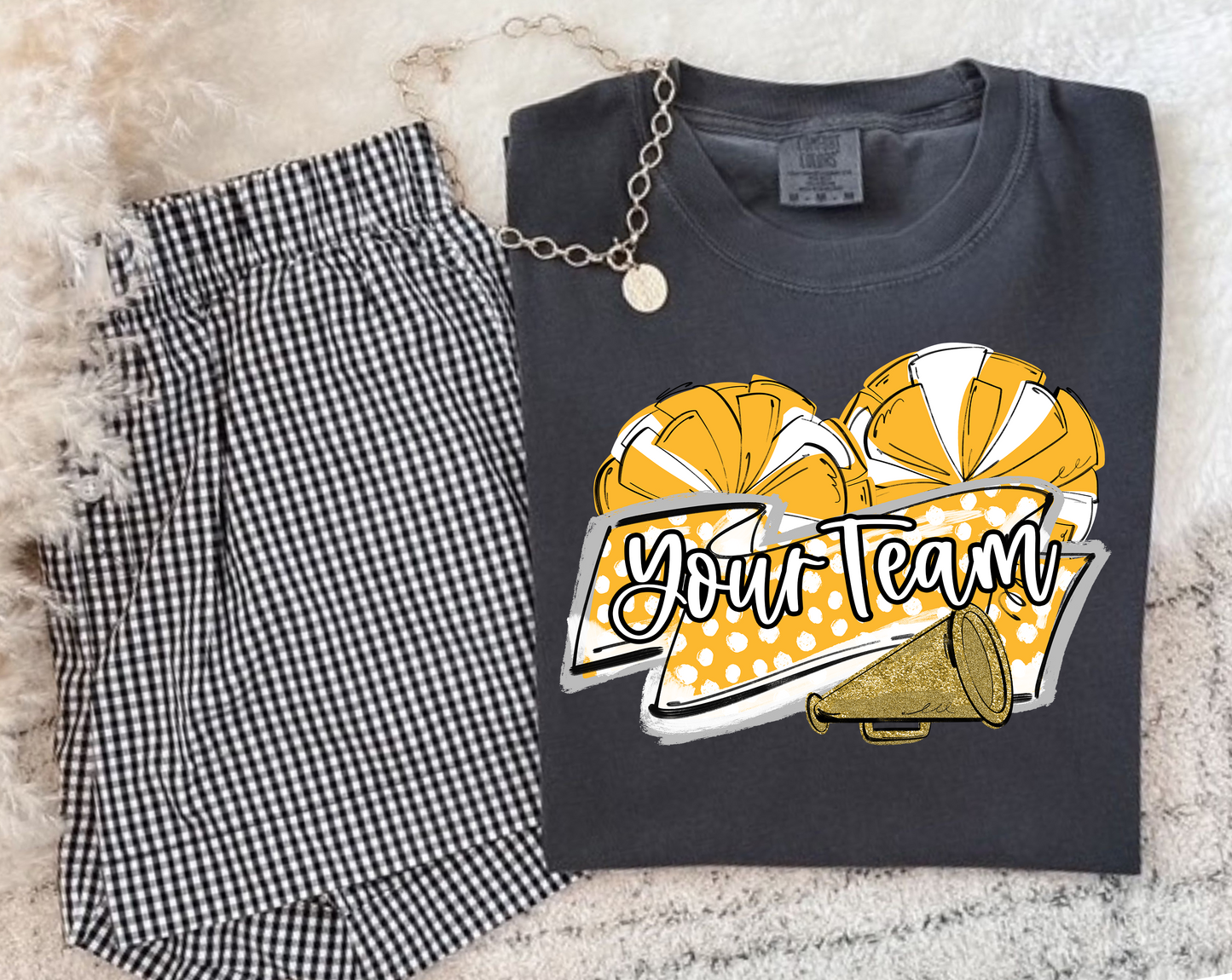 MUMS THE WORD CHEER BANNER YELLOW GOLD