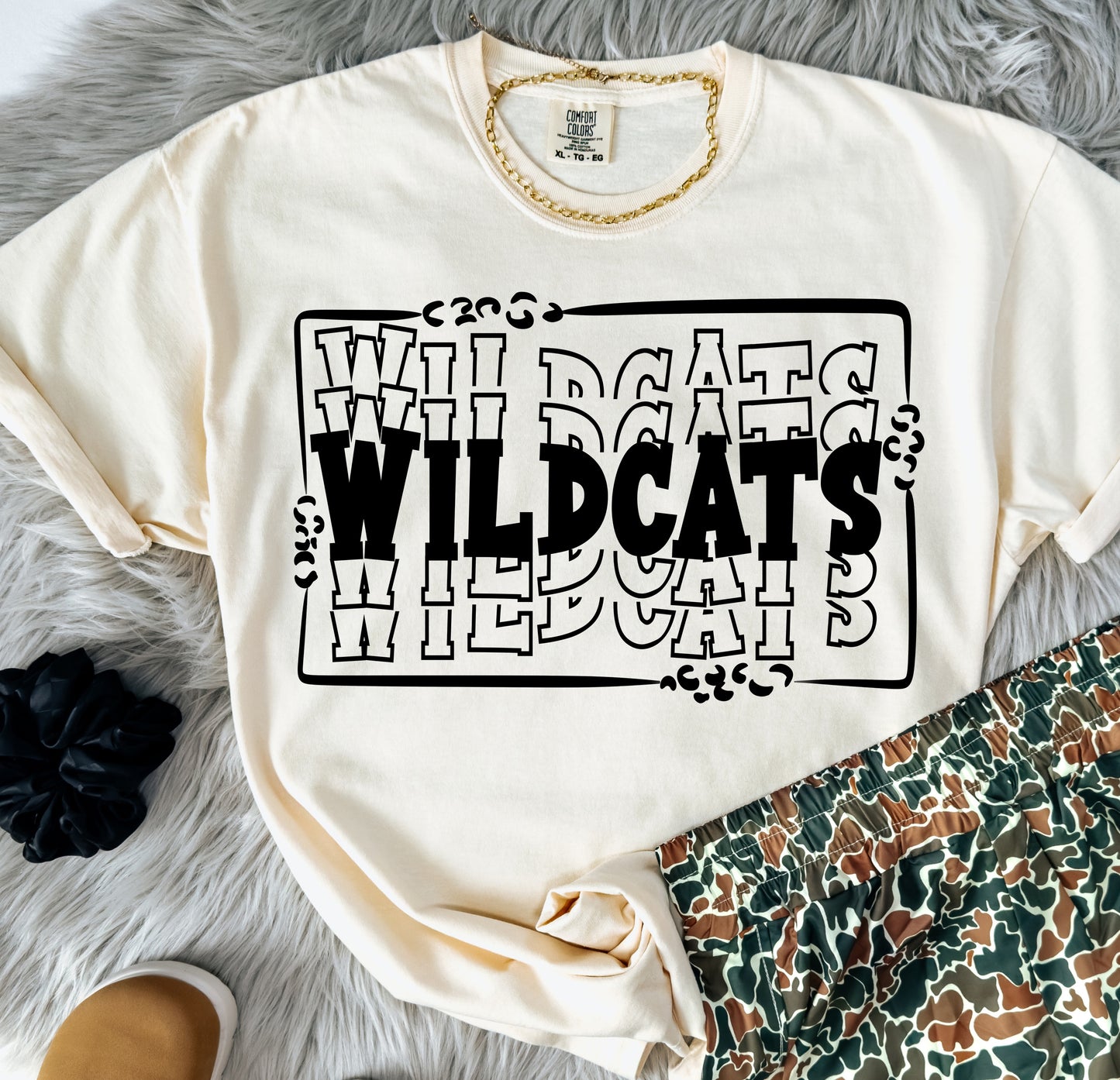 STACKED MASCOTS WILDCATS
