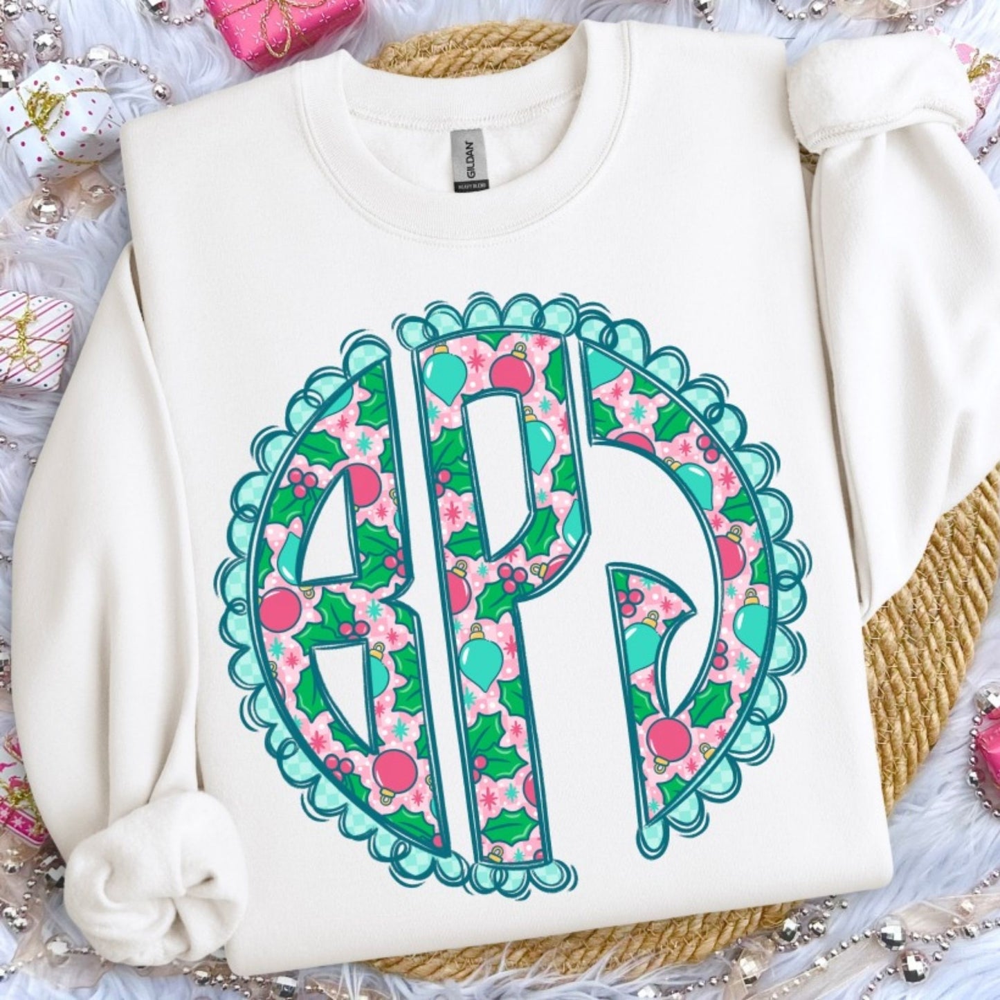 CHEERFUL AND CHECKED MONOGRAM