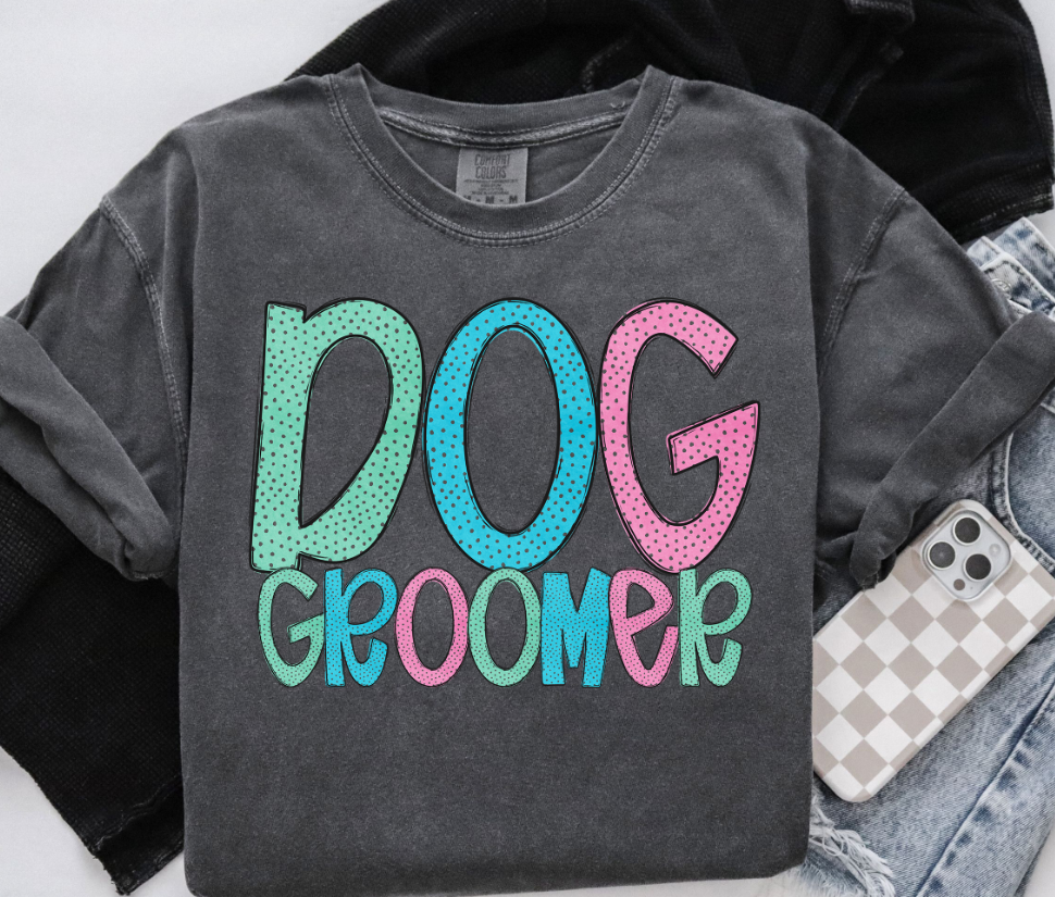 DOG GROOMER