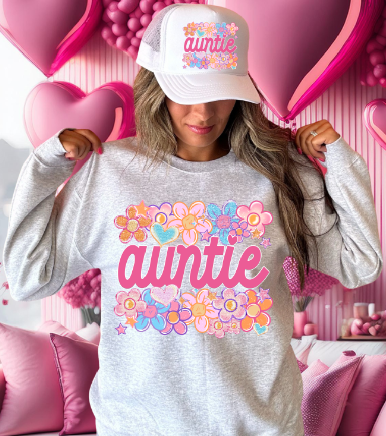 AUNTIE Floral Heart Family Names