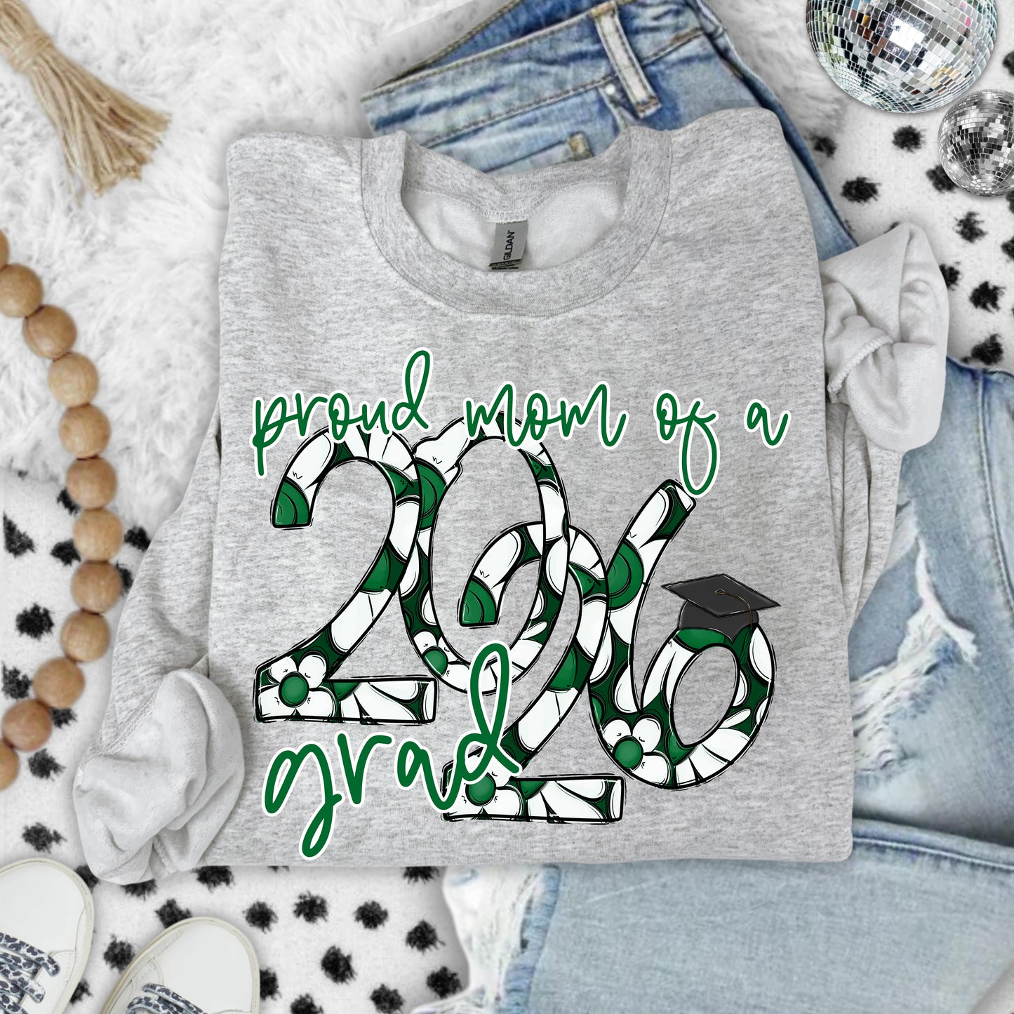 PROUD MOM OF A 2026 GRAD - PICK YOUR COLOR