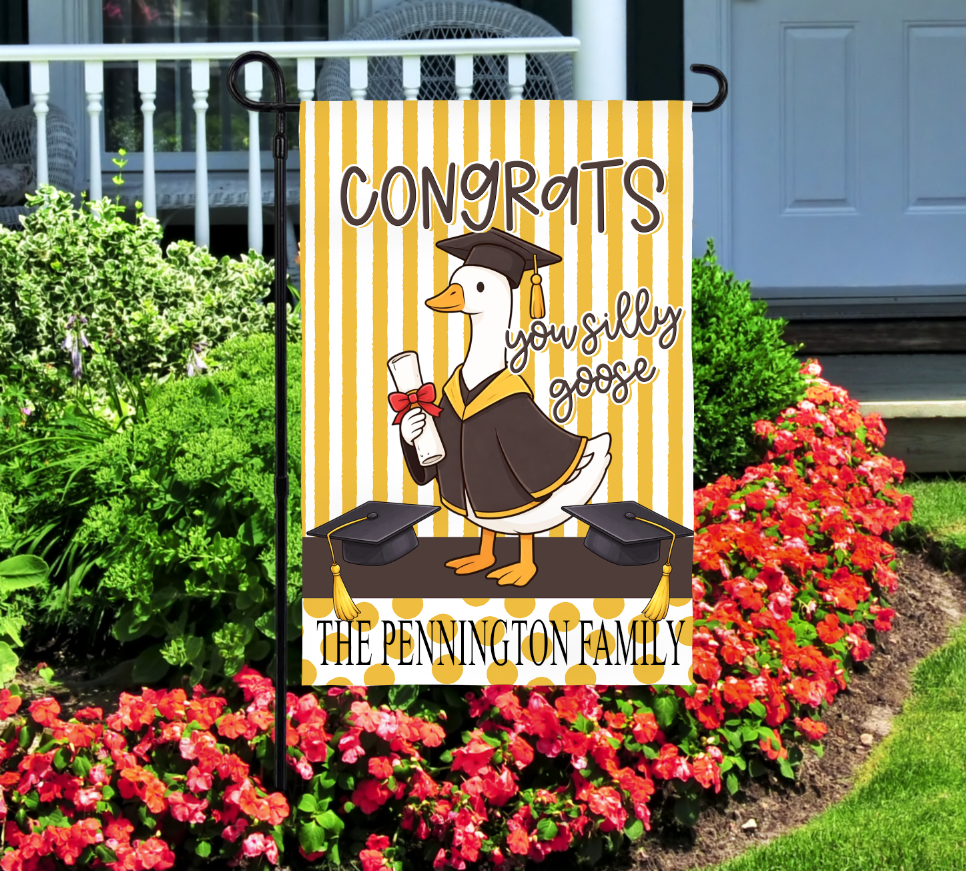 PORCH GOOSE GARDEN FLAG GRADUATION